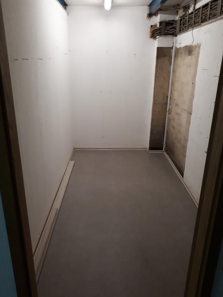 Halle Lagerhalle Kalthalle Freifläche Hamm Rathenaustraße zimmer