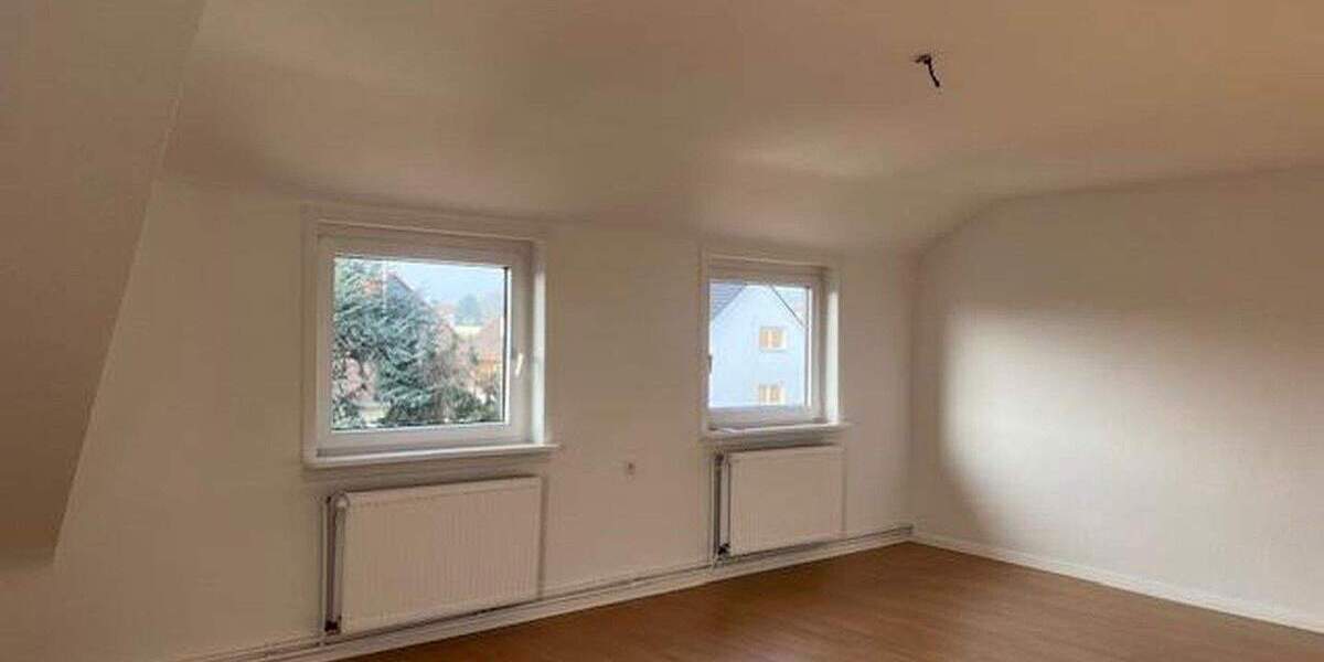 Etagenwohnung Hameln Nordstadt - 3 Zimmer, 81 m&sup2;, 735&euro; | Angebot:24711901