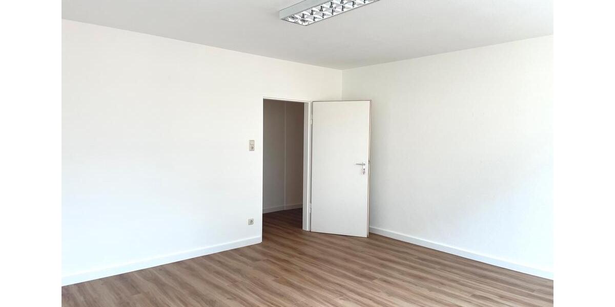 Praxisraum Mannheim Innenstadt 24qm in neuer Praxisgemeinschaft zimmer