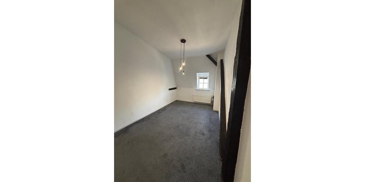 Dachgeschoßwohnung Anklam - 2 Zimmer, 73 m&sup2;, 417&euro; | Angebot:24878595