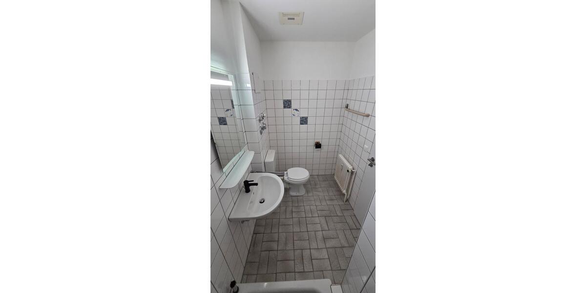 Dachgeschoßwohnung Pforzheim Weststadt - 2 Zimmer, 48 m&sup2;, 700&euro; | Angebot:26703757