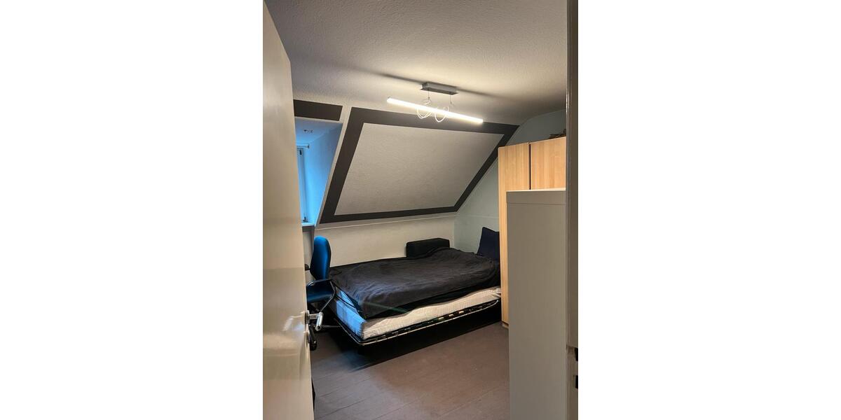 Wohnen auf Zeit Hamburg Groß Borstel - 1 Zimmer, 12 m&sup2;, 780&euro; | Angebot:14608785