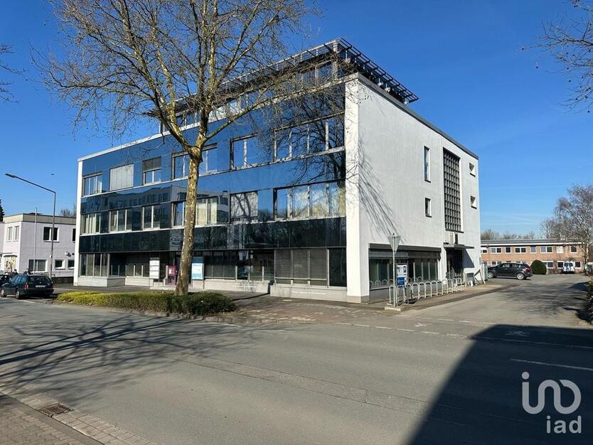 Bürofläche im Ärztehaus Detmold – Großzügig, flexibel und mit tollem Ausblick