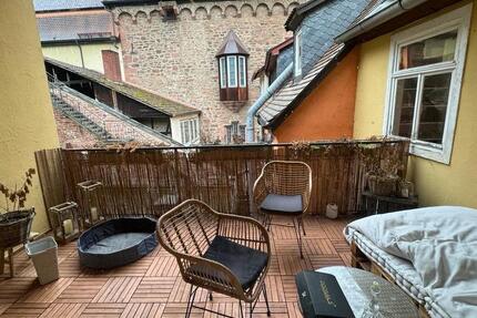 Stilvolle Altbauwohnung mit Balkon & Garten 4 zimmer