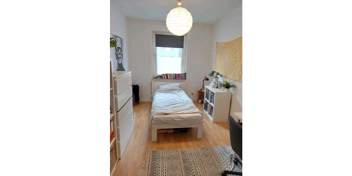 Wohnen auf Zeit Hildesheim Oststadt/Stadtfeld - 1 Zimmer, 12 m&sup2;, 171&euro; | Angebot:26703495