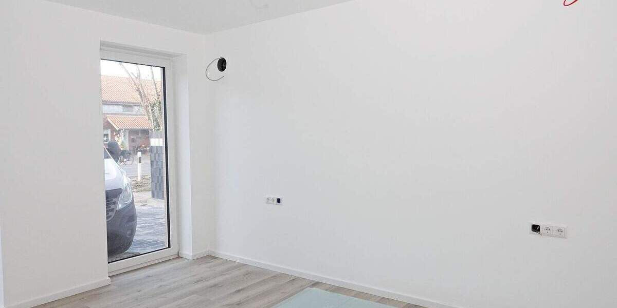 Etagenwohnung Esens - 3 Zimmer, 90 m&sup2;, 990&euro; | Angebot:24790988