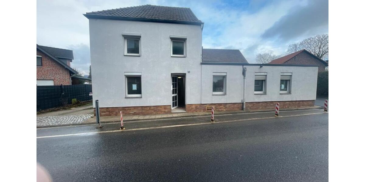 Einfamilienhaus Erkelenz - 10 Zimmer, 140 m&sup2;, 3.000&euro; | Angebot:25070452