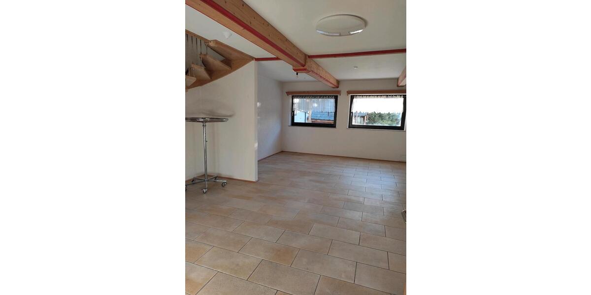 Reihenhaus Horgau - 6 Zimmer, 188 m&sup2;, 1.900&euro; | Angebot:24435997