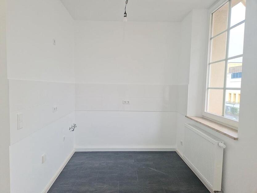 Top Zustand - Frisch renovierte 2-Zimmer-Altbauwohnung in Fürth zimmer