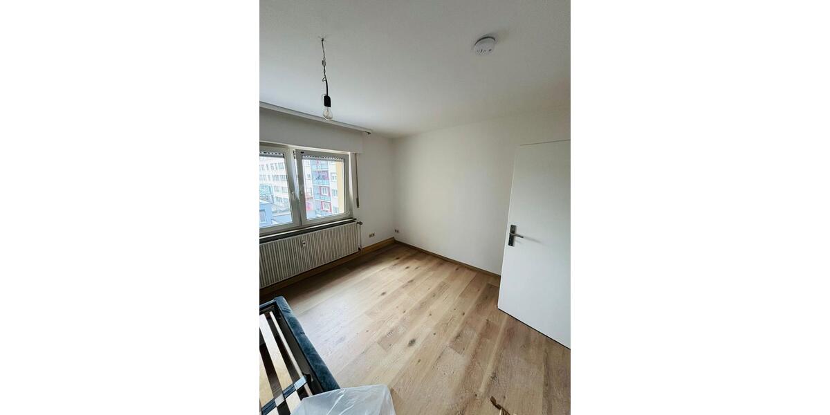 Etagenwohnung Pforzheim Nordstadt - 3 Zimmer, 70 m&sup2;, 990&euro; | Angebot:25993625