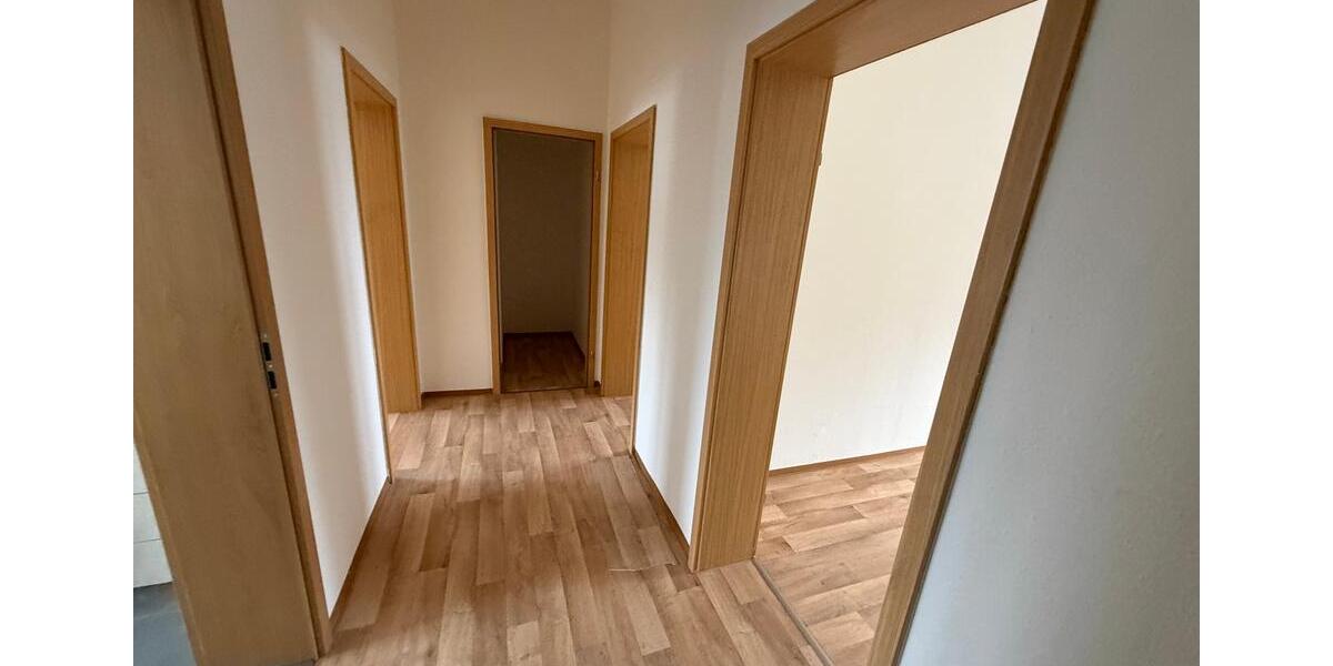 Etagenwohnung Plauen Alt Chrieschwitz - 2 Zimmer, 53 m&sup2;, 265&euro; | Angebot:26300863