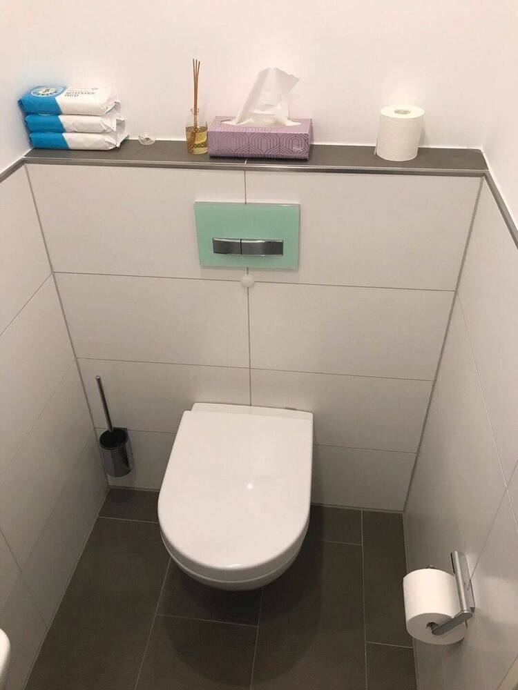 Moderne 2 Zimmer Wohnung Balkon