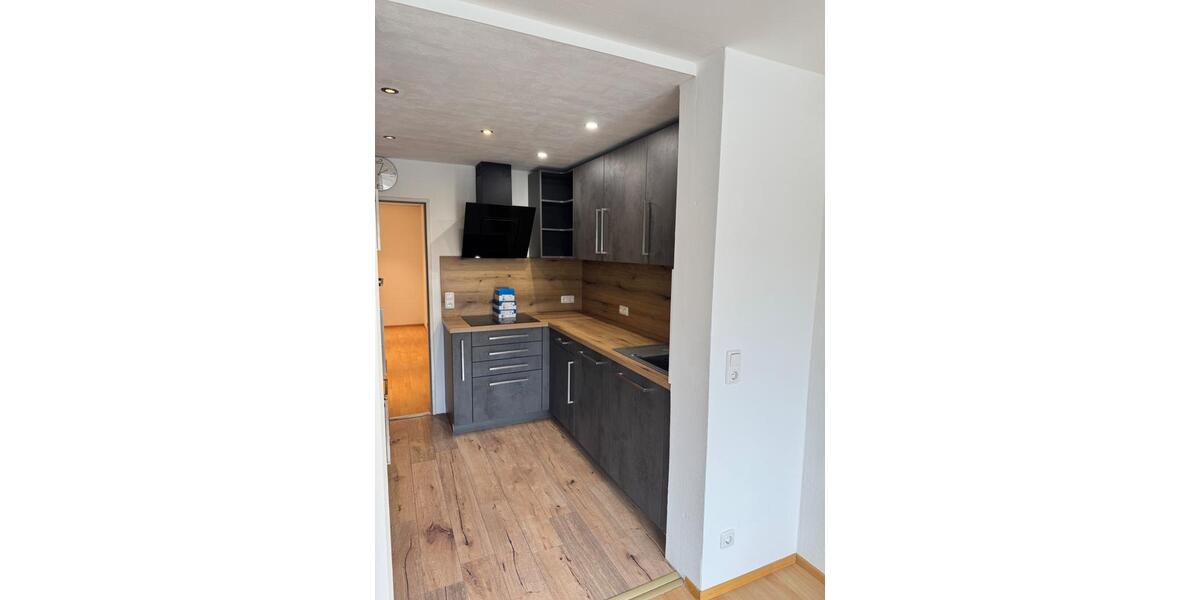 Hochparterre Kempten (Allgäu) - 2.5 Zimmer, 73 m&sup2;, 1.200&euro; | Angebot:26639966