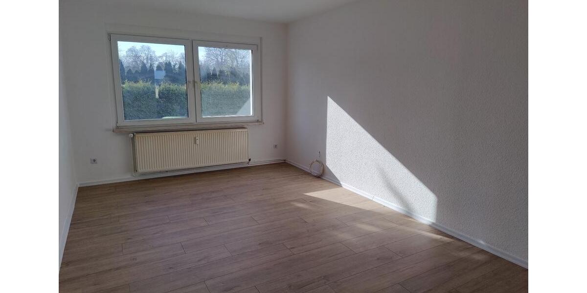 Hochparterre Gröningen - 4 Zimmer, 75 m&sup2;, 450&euro; | Angebot:26017868