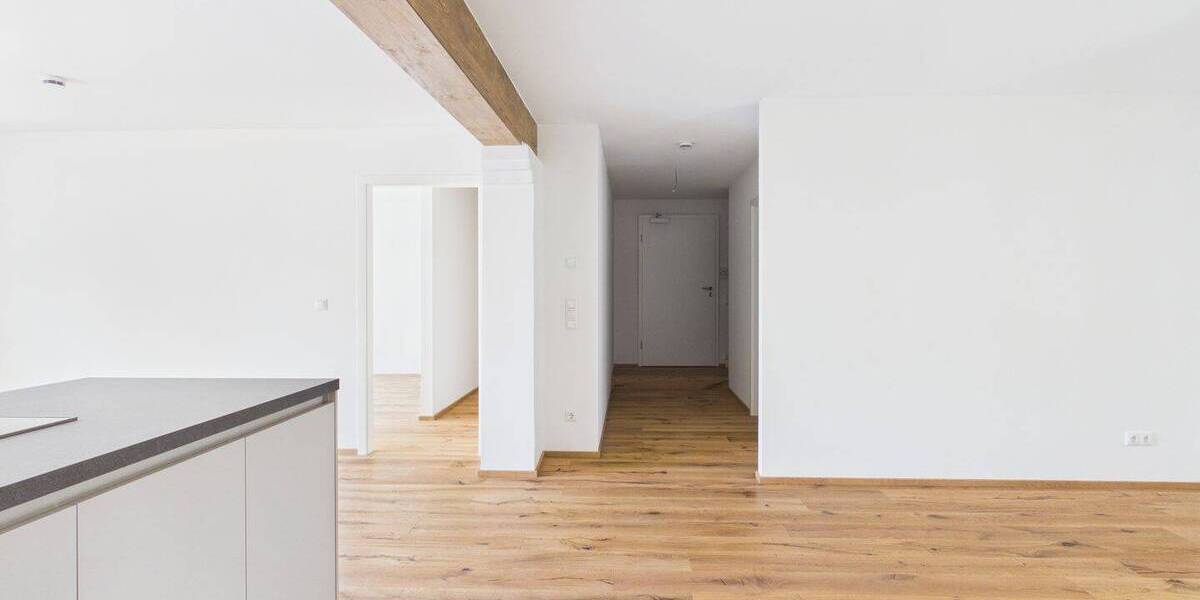 Etagenwohnung Amberg - 3 Zimmer, 110 m&sup2;, 1.640&euro; | Angebot:26242980