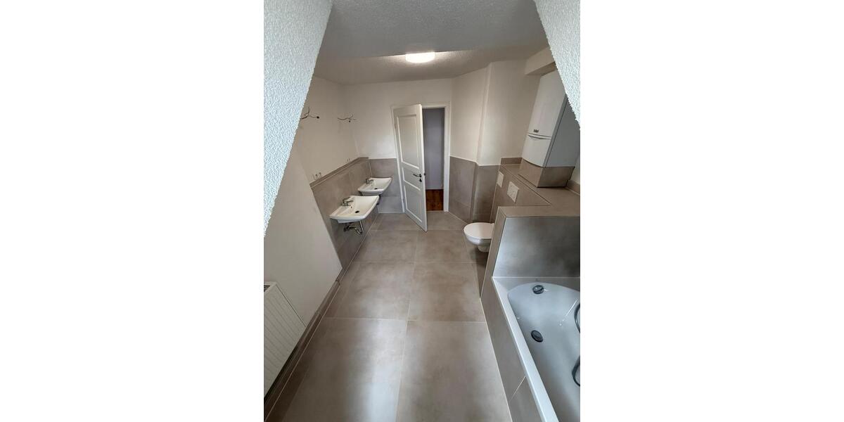 Wohnen auf Zeit Kassel Kirchditmold - 1 Zimmer, 13 m&sup2;, 340&euro; | Angebot:26652578