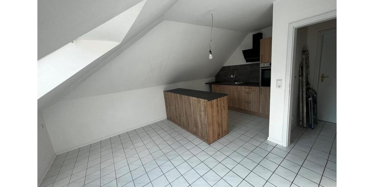 Dachgeschoßwohnung Papenburg - 4 Zimmer, 70 m&sup2;, 650&euro; | Angebot:26677759