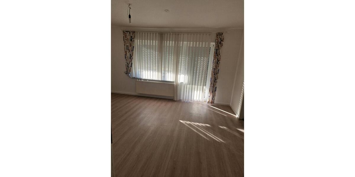 Erdgeschoßwohnung Limeshain - 2 Zimmer, 62 m&sup2;, 900&euro; | Angebot:24472576