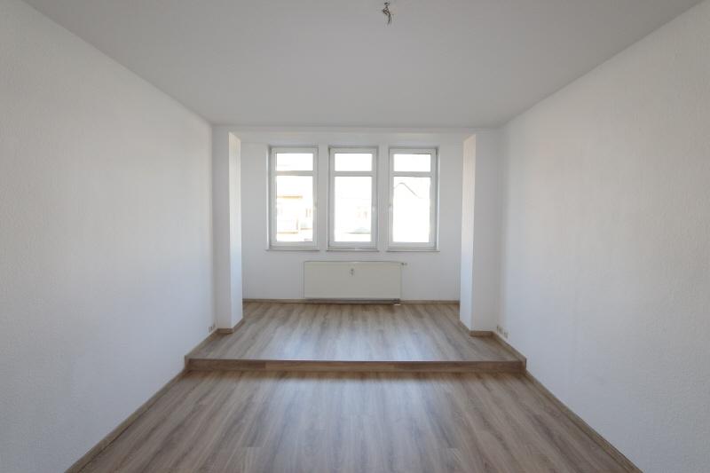 Etagenwohnung Chemnitz Ebersdorf - 5 Zimmer, 124 m&sup2;, 930&euro; | Angebot:23819866