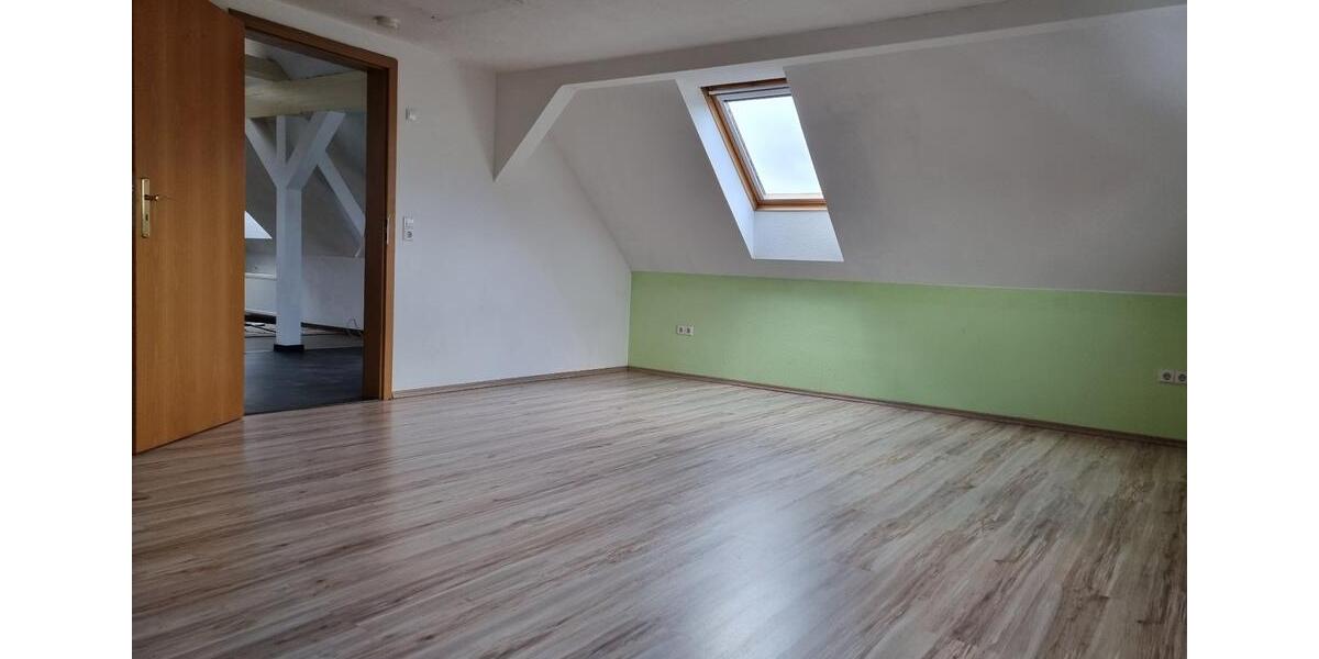 Dachgeschoßwohnung Bad Grund (Harz) - 2 Zimmer, 80 m&sup2;, 550&euro; | Angebot:24257570