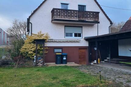 Haus Krumbach (Schwaben) - 5 Zimmer, 120 m&sup2;, 900&euro; | Angebot:25958708