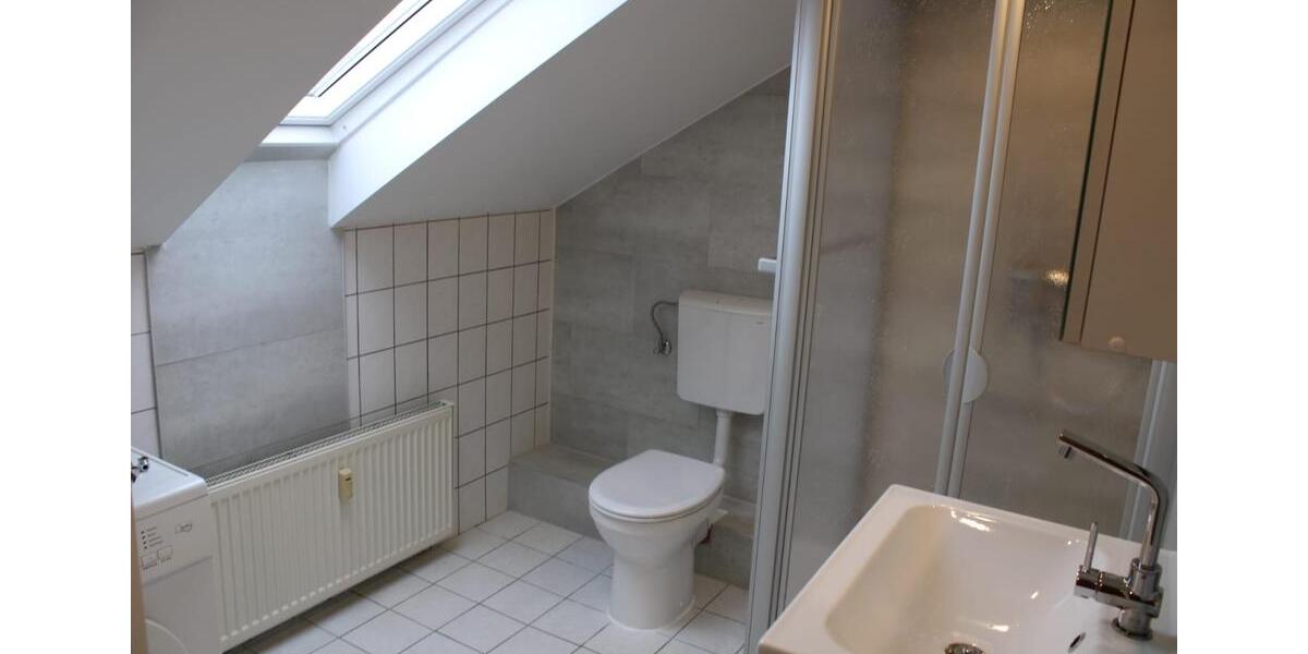 Dachgeschoßwohnung Ahlen - 2 Zimmer, 65 m&sup2;, 500&euro; | Angebot:26579718