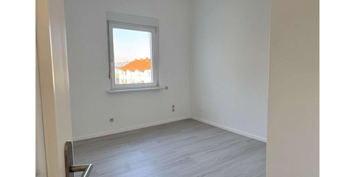 Etagenwohnung Fürth Südstadt - 3 Zimmer, 81 m&sup2;, 880&euro; | Angebot:25789136