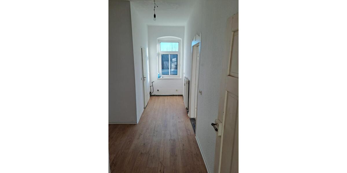 Etagenwohnung Geringswalde - 2 Zimmer, 45 m&sup2;, 250&euro; | Angebot:25902790
