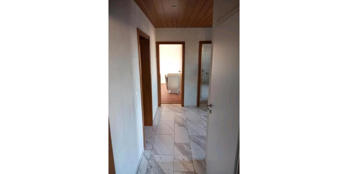 Etagenwohnung Anröchte - 2 Zimmer, 85 m&sup2;, 750&euro; | Angebot:25780015