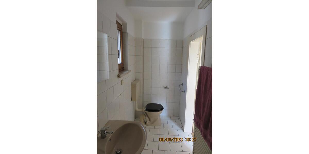 Erdgeschoßwohnung Buttstädt - 3 Zimmer, 90 m&sup2;, 550&euro; | Angebot:24876845