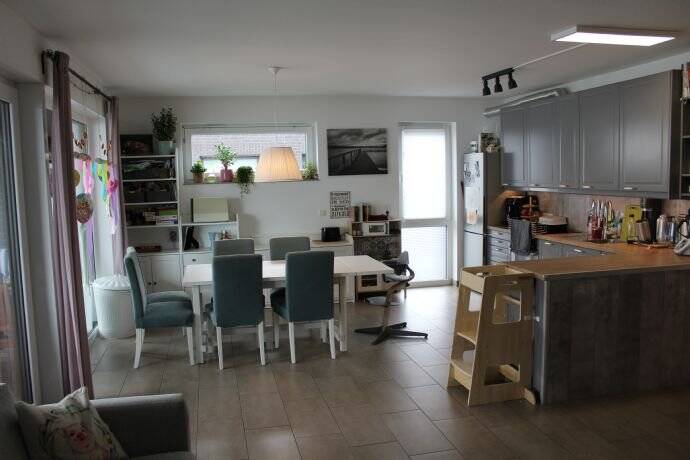 Etagenwohnung Neukirchen-Vluyn Neukirchen - 3 Zimmer, 101 m&sup2;, 1.200&euro; | Angebot:26703076