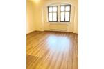 Renovierte 2R-Wohnung mit EBK+Balkon ab sofort
