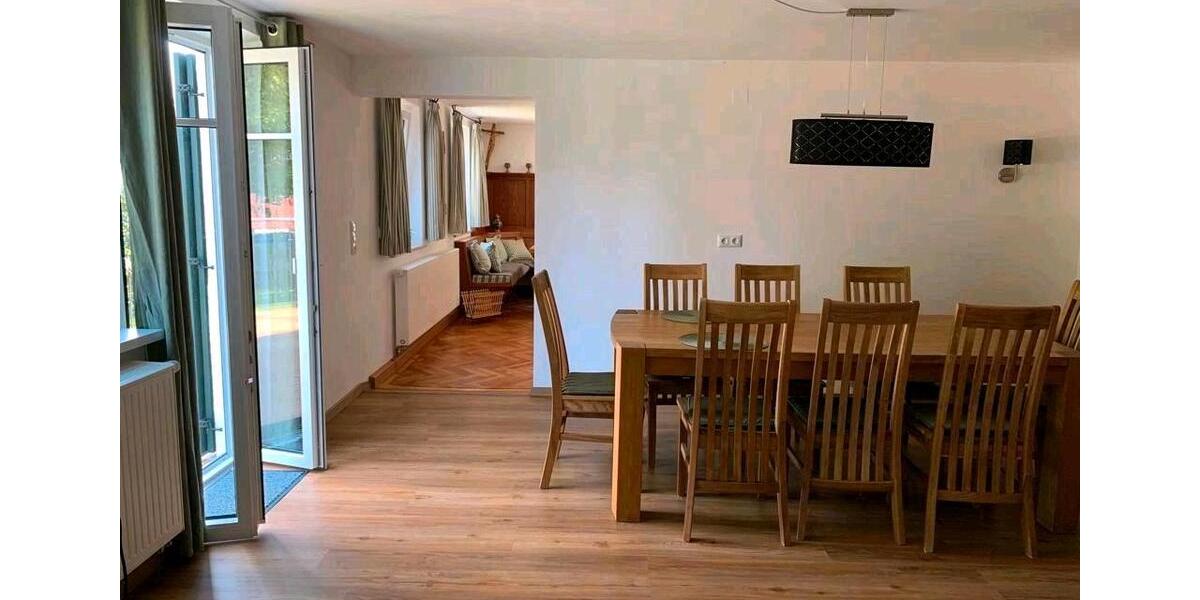 Wohnen auf Zeit Mindelheim - 9 Zimmer, 170 m&sup2;, 525&euro; | Angebot:26486196