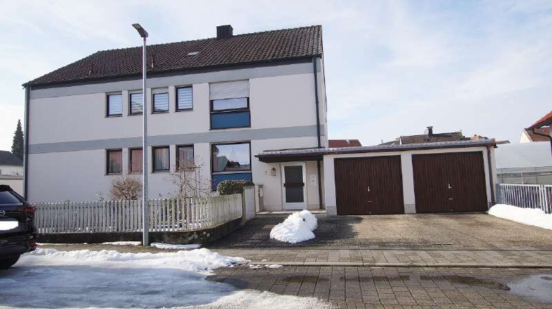 Etagenwohnung Straubing - 4 Zimmer, 118 m&sup2;, 650&euro; | Angebot:25150510