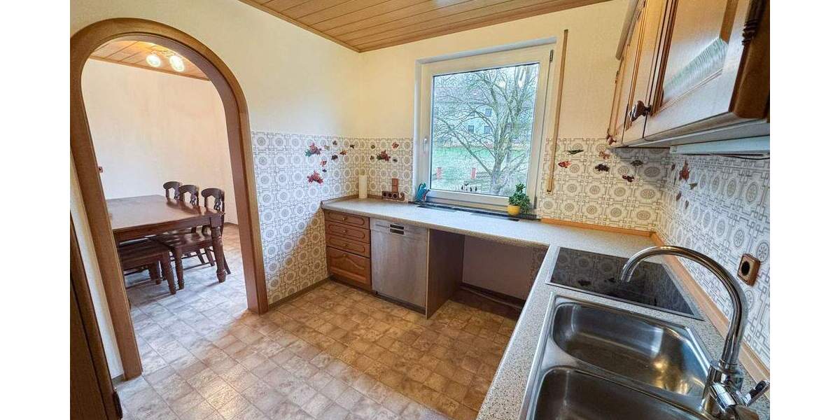 Etagenwohnung Sulzbach-Rosenberg Rosenberg - 4 Zimmer, 95 m&sup2;, 840&euro; | Angebot:26106612