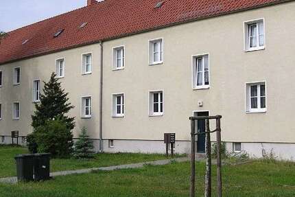 Wohnung Brandenburg an der Havel Görden - 3 Zimmer, 55 m&sup2;, 359&euro; | Angebot:25285634