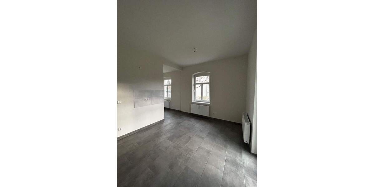 Gesamte Etage mit Balkon und eigenem Garten! 4 zimmer