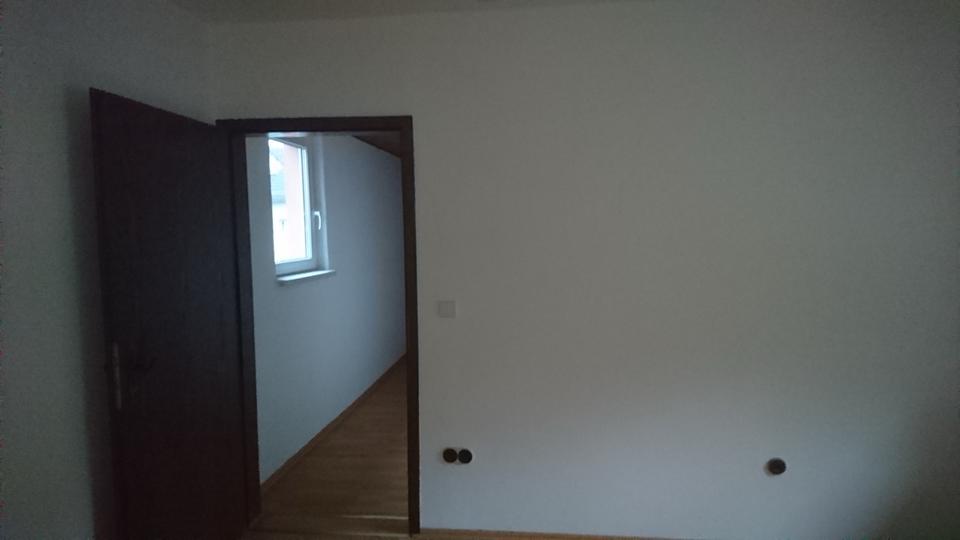 Etagenwohnung Idstein - 3 Zimmer, 100 m&sup2;, 1.000&euro; | Angebot:24788537