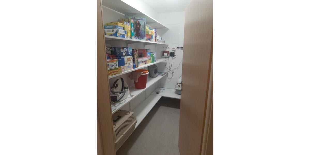 Etagenwohnung Neresheim - 4 Zimmer, 145 m&sup2;, 1.400&euro; | Angebot:25264210