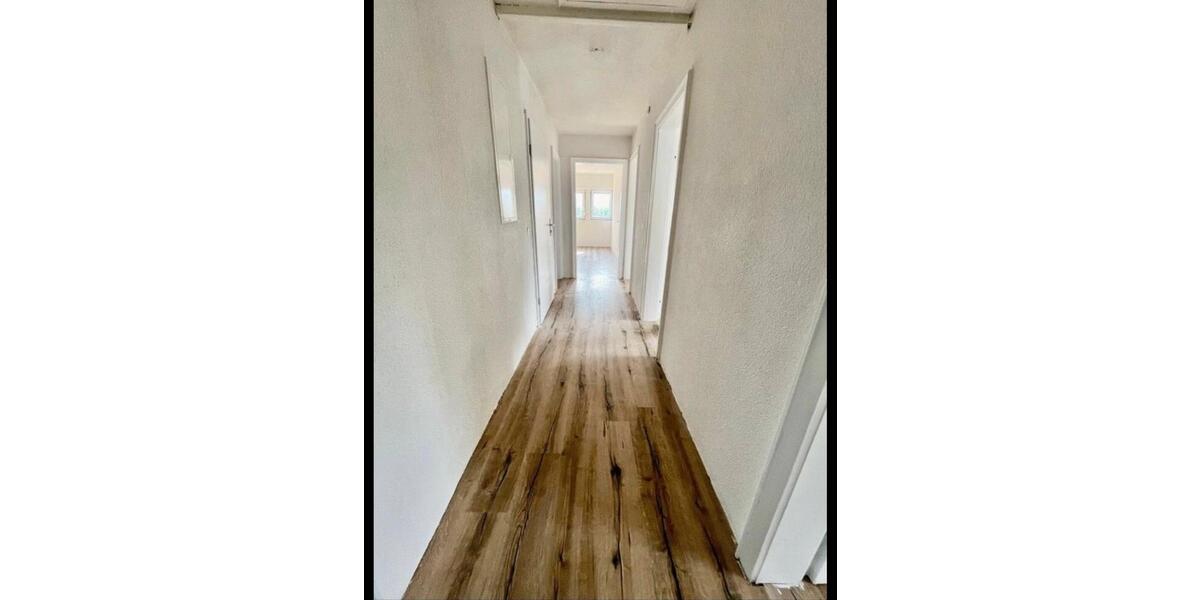 Etagenwohnung Güglingen - 4 Zimmer, 85 m&sup2;, 480&euro; | Angebot:26025497