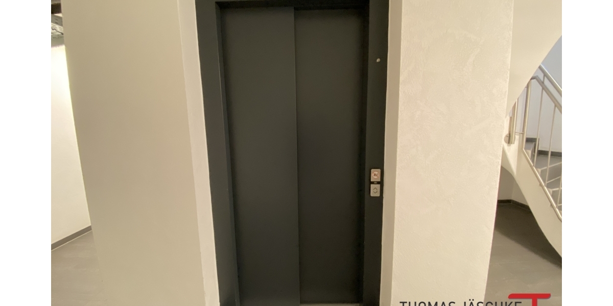 Penthouse - Umlaufende Terrasse - geringe Nebenkosten - zwei Stellplätze - Einfamilienhaus Aachen / Brand Brand | Angebot:25945504