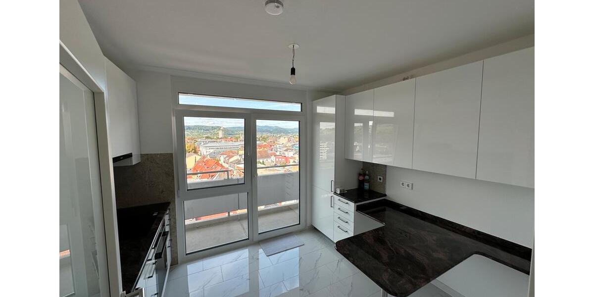 Etagenwohnung Lörrach - 4 Zimmer, 108 m&sup2;, 2.050&euro; | Angebot:25297200