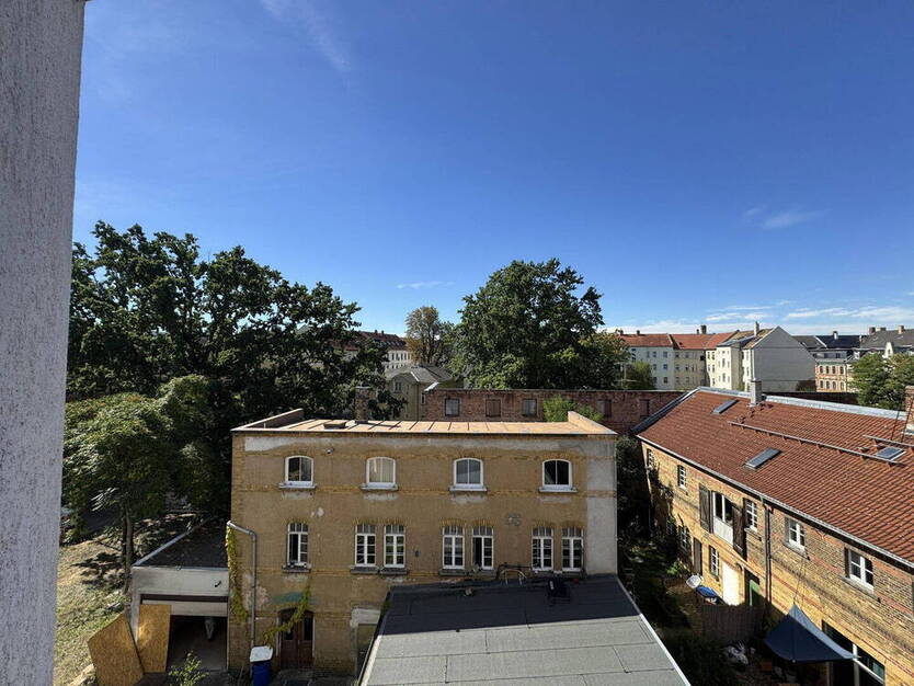 Noch verfügbar - Stilvolle 4-Zimmer-Altbauwohnung - Erstbezug nach hochwertiger Sanierung 4 zimmer