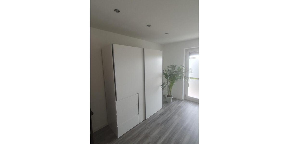 Wohnen auf Zeit Waldenburg - 2 Zimmer, 20 m&sup2;, 354&euro; | Angebot:24875262