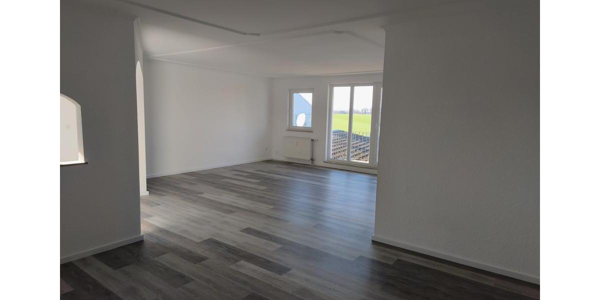 Etagenwohnung Hückelhoven - 4 Zimmer, 111 m&sup2;, 1.400&euro; | Angebot:26464185