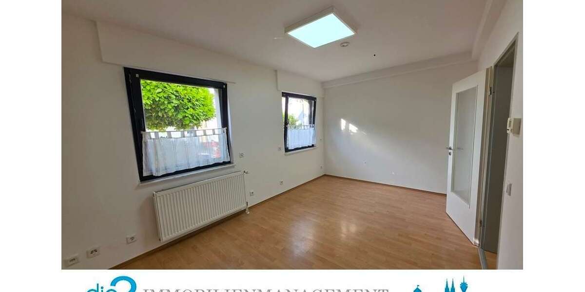 Etagenwohnung Solingen Mitte - 1 Zimmer, 25 m&sup2;, 320&euro; | Angebot:27278492