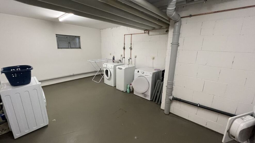 2-Raum-Wohnung im EG mit Terrasse und Tiefgaragenstellplatz 2 zimmer