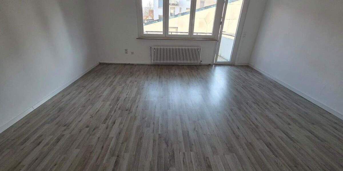 Etagenwohnung Pforzheim Nordstadt - 2 Zimmer, 67 m&sup2;, 730&euro; | Angebot:25051120