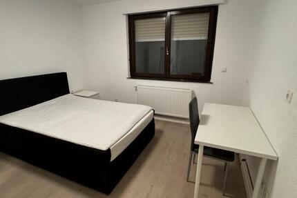 Neu saniertes WG-Zimmer - zentral in Kaiserslautern