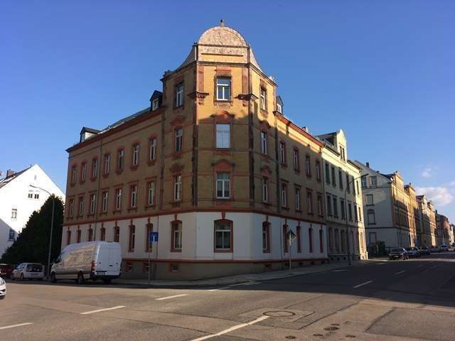 Wohnung zum Mieten in Limbach-Oberfrohna 525 € 105 m²